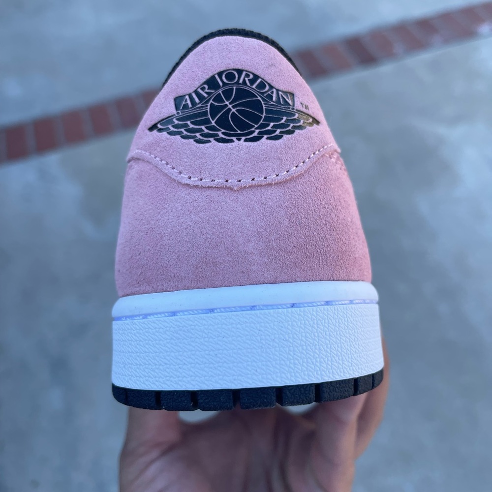 Air Jordan 1 OG Low Black Coral - Picture 3 of 4